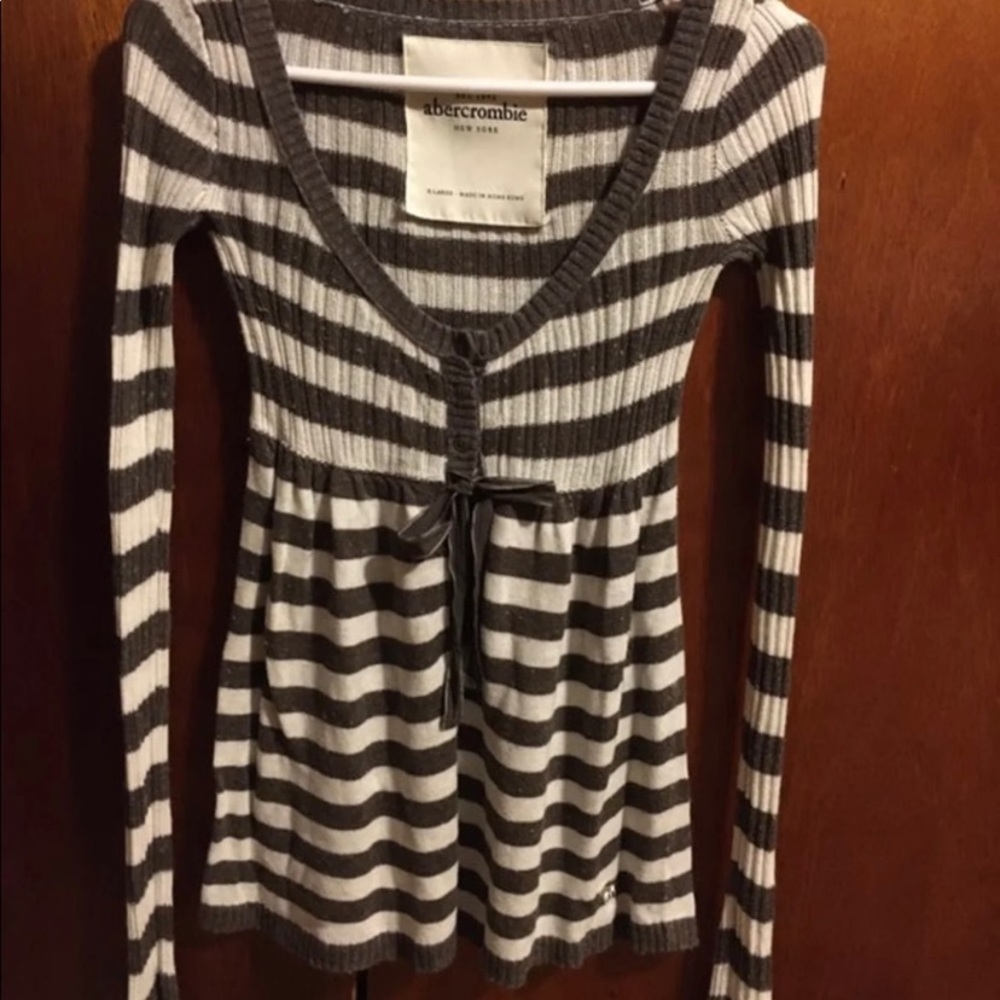 LOOKING FOR THESE BABYDOLL TOPS, MESSAGE ME IF YOU HAVE SIMILAR TOPS FOR SALE!!!